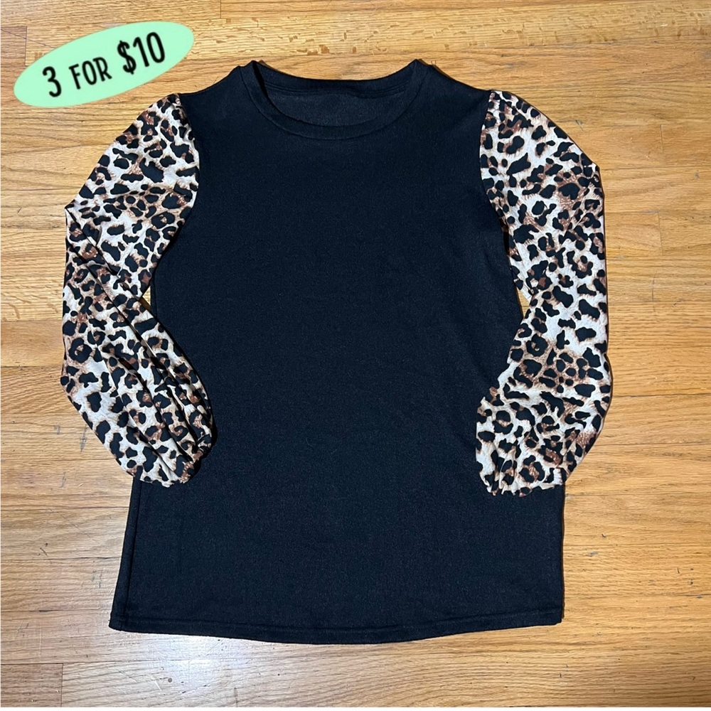 Leopard Sleeve Black Top